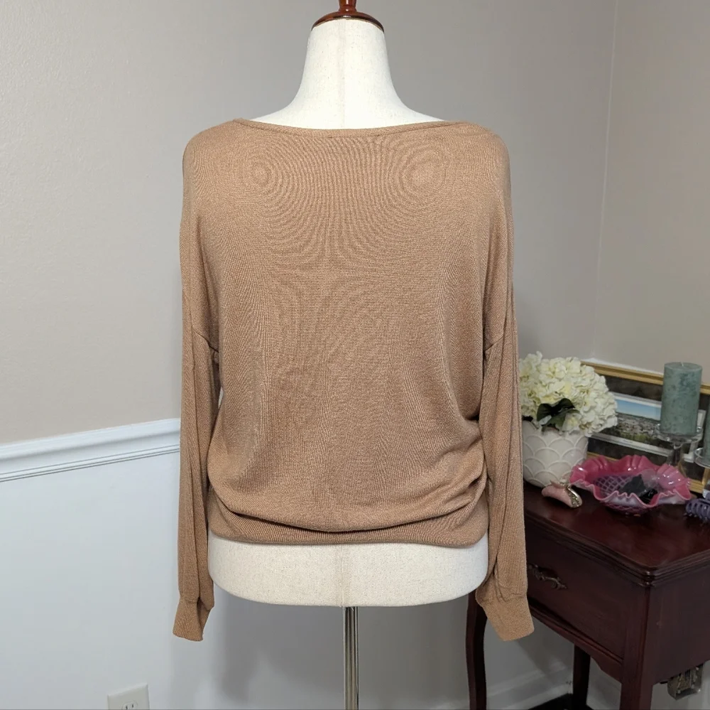 3/$30 Ann Taylor Tan Lace Trimmed V Neck Sweater